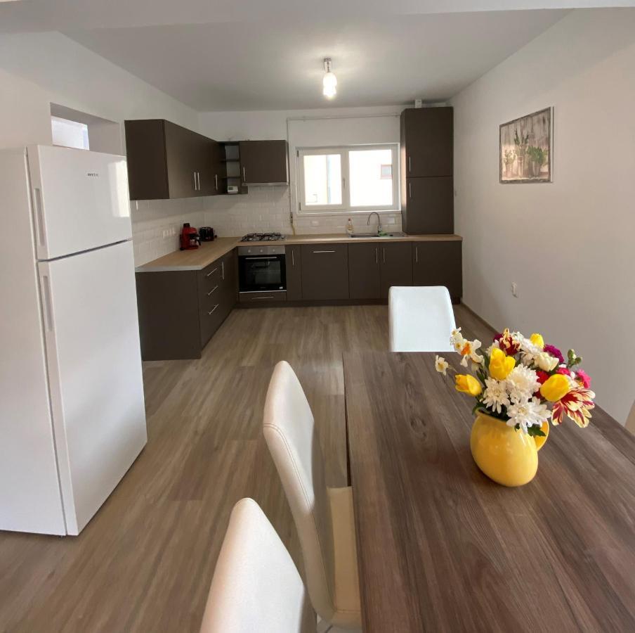 Fenyo Apartman House Ii. Odorheiu Secuiesc Ngoại thất bức ảnh